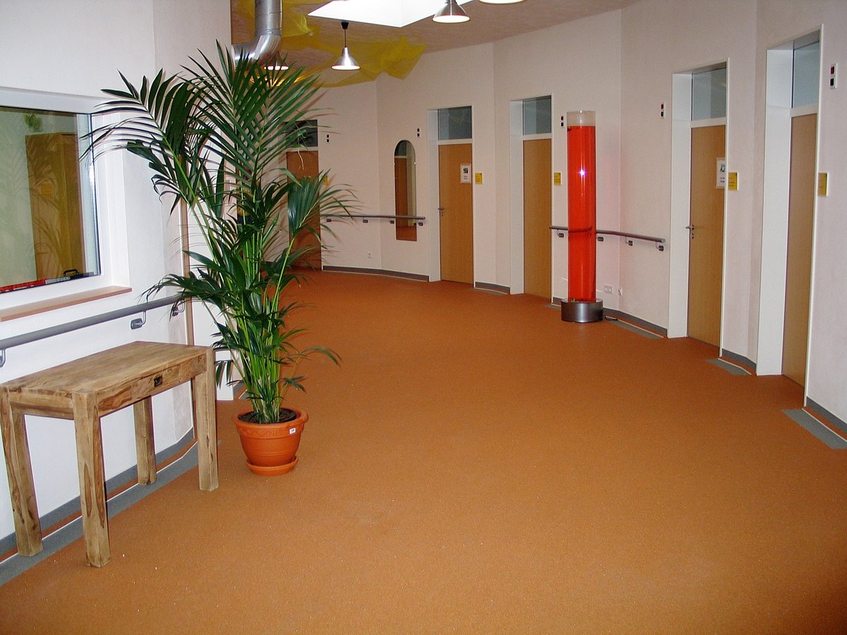 WST Decorative flooring hallway in retirement home